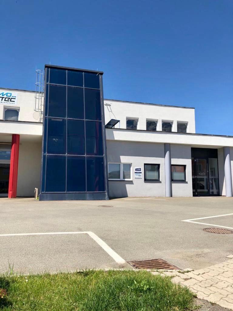 Kobra Room Fuer 4 Personen Spielberg Bei Knittelfeld Экстерьер фото